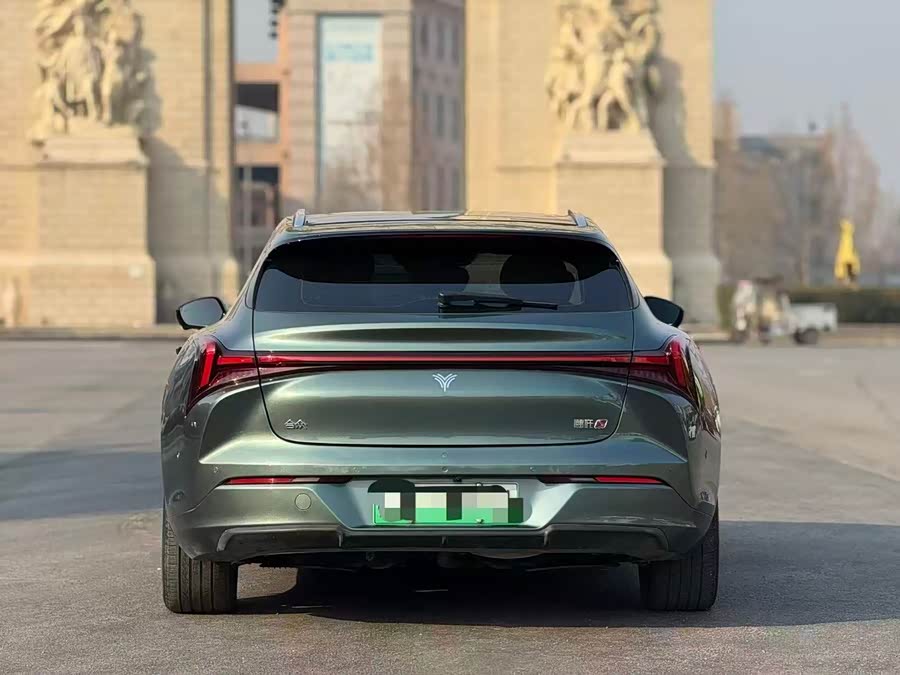 哪吒汽车 哪吒S猎装 2025 #9 哪吒汽车 哪吒S猎装 2025 汽车图片 #9