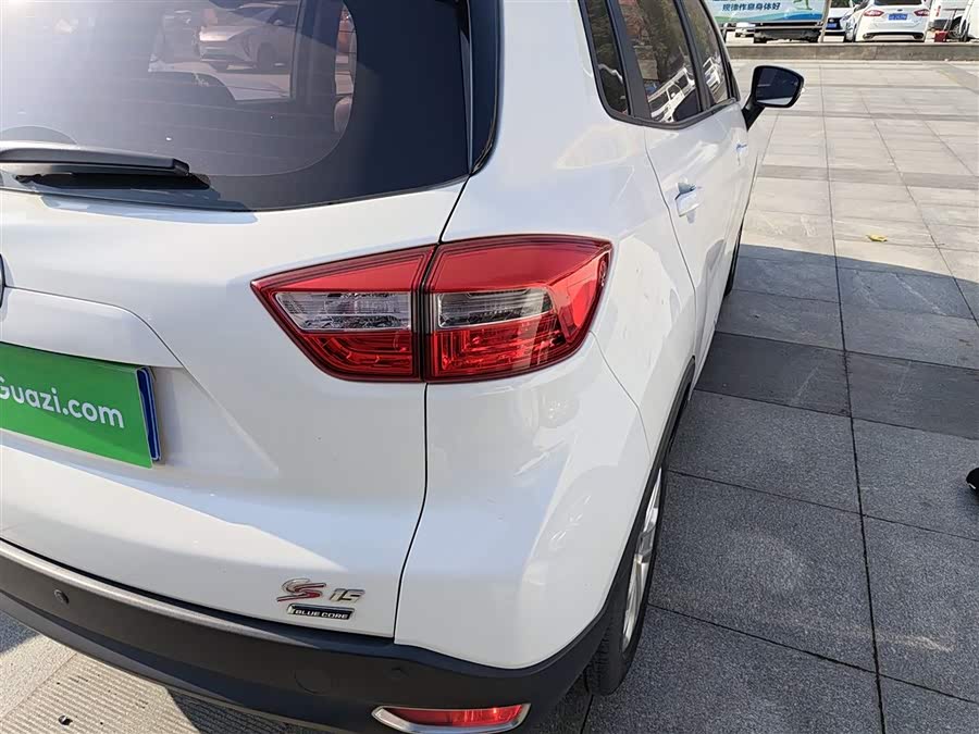 Changan CS15 2016 #9 Changan CS15 2016 car image #9