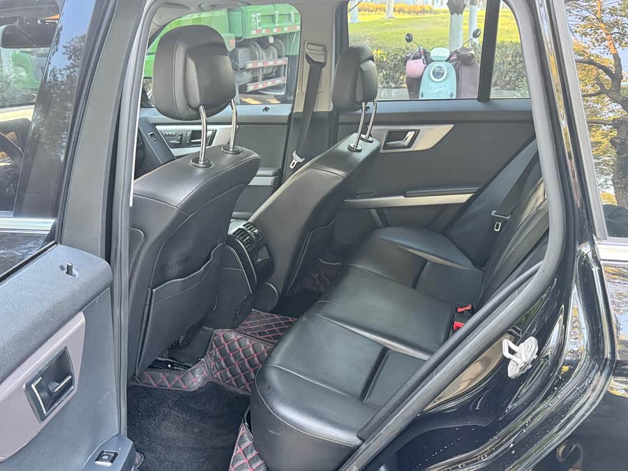 Mercedes-Benz GLK Class (Imported) 2011 car image #9