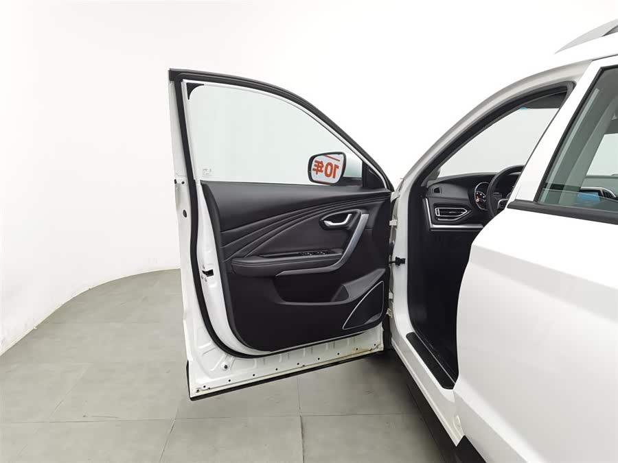 Jetour X70 2019 car image #9