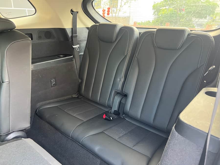 BYD Tang 2019 car image #9