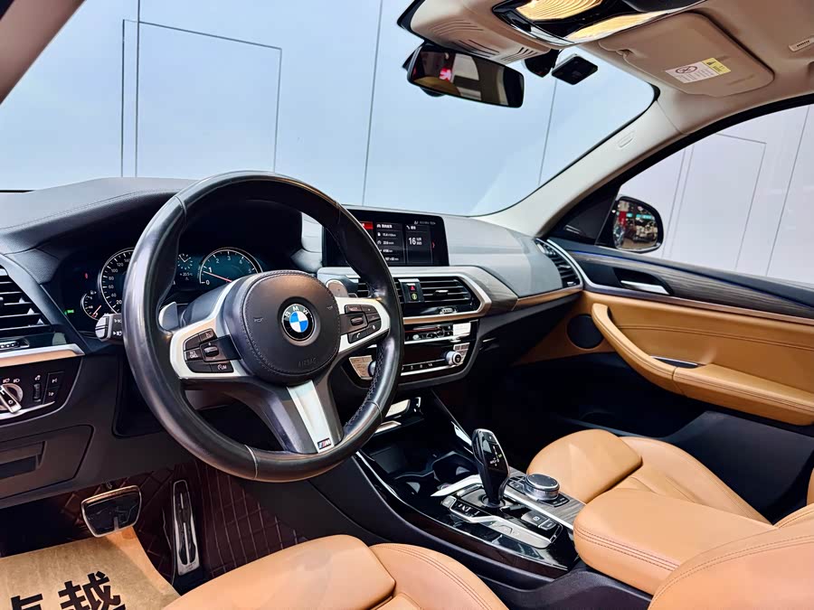 BMW X3 2018 car image #9