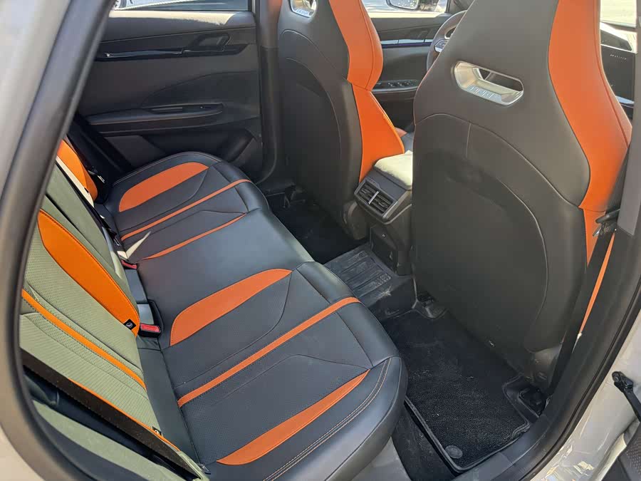 Changan UNI-V 2024 car image #9