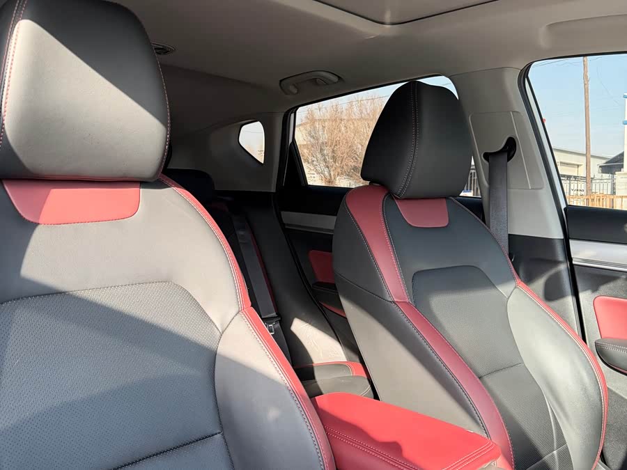 GEELY Coolray 2021 car image #9