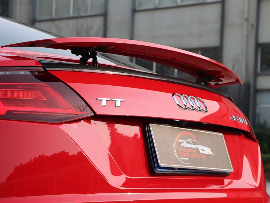 Audi TT 2017 car image #9