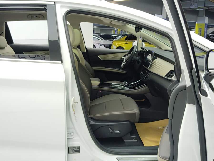 BYD Song MAX New Energy 2022 car image #9