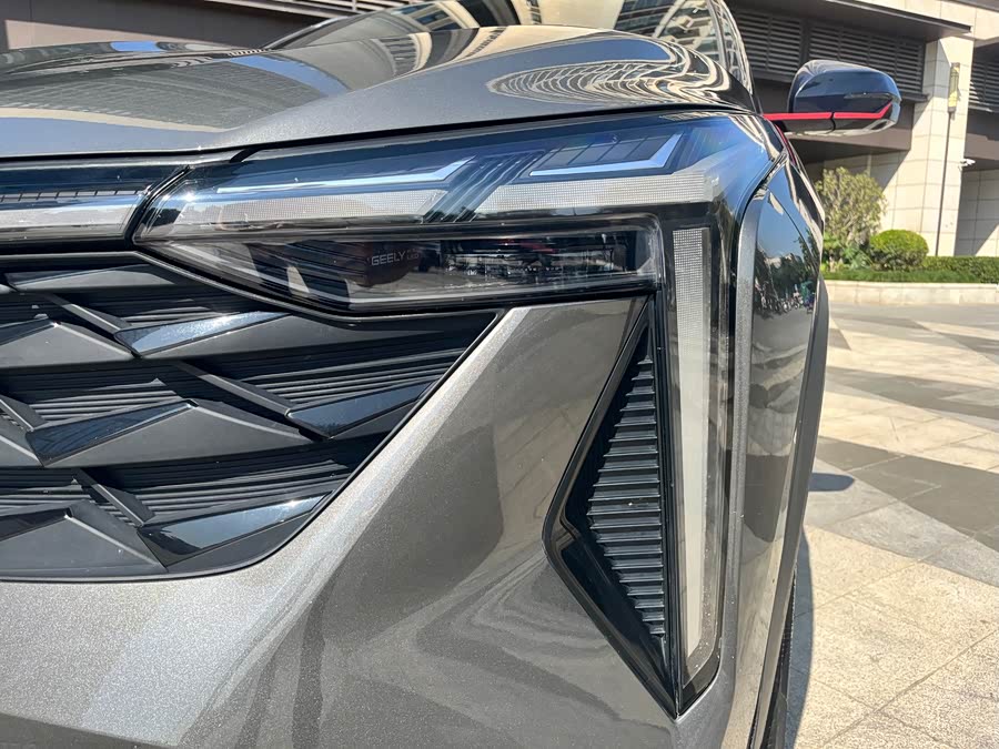 GEELY Boyue 2023 car image #9