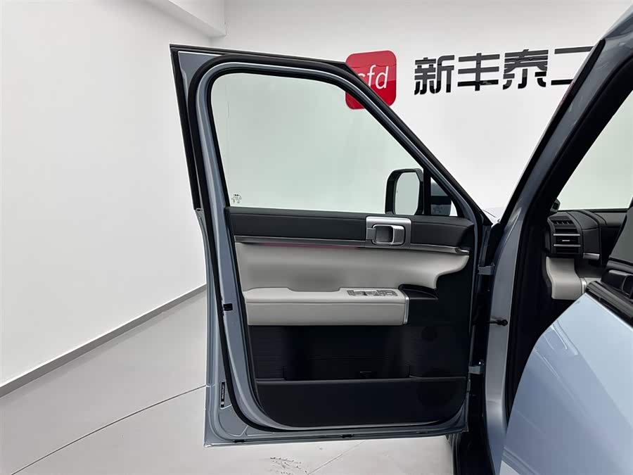 FangChengBao Tiger 7 2025 car image #9