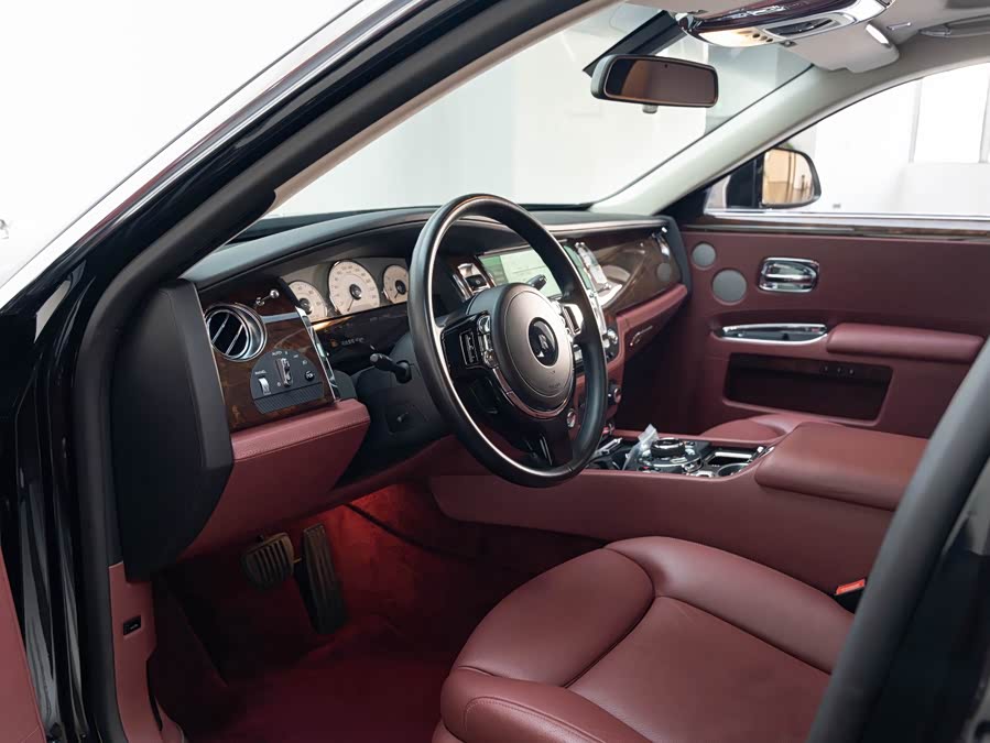 Rolls-Royce Ghost 2016 car image #9