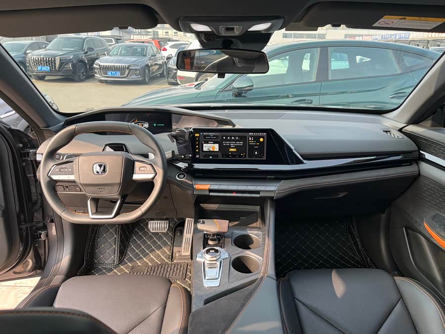 Changan UNI-V 2022 car image #9