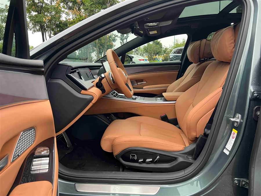 BYD HanL 2025 #9 BYD HanL 2025 صورة سيارة #9