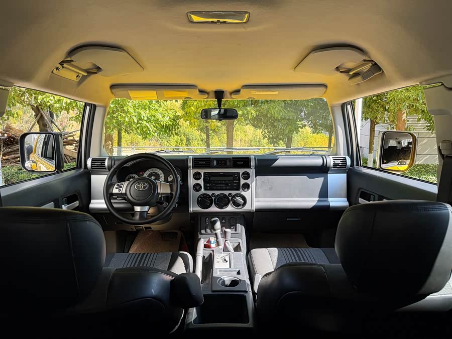 Toyota FJ Cruiser 2008 #9 Toyota FJ Cruiser 2008 car image #9