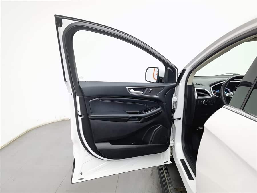 Ford Edge 2017 car image #9
