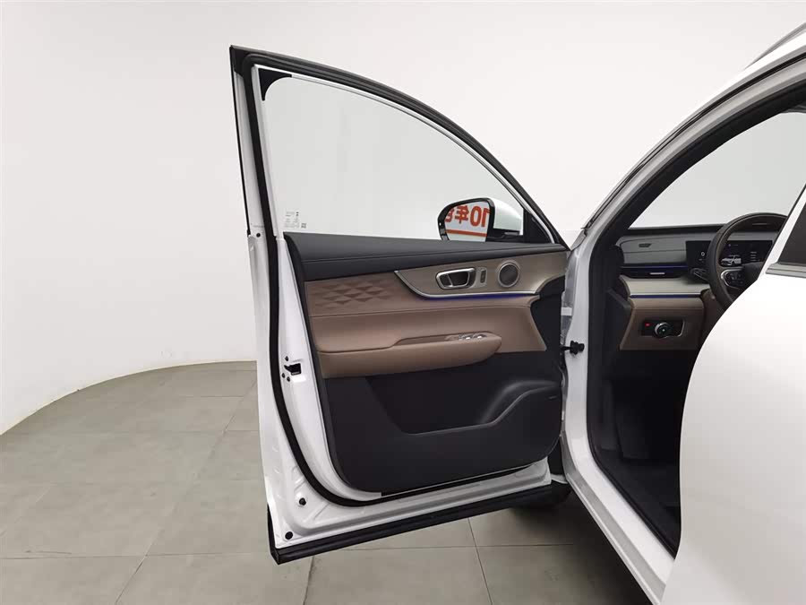 Chery Tiggo 8 Plus 2025 car image #9