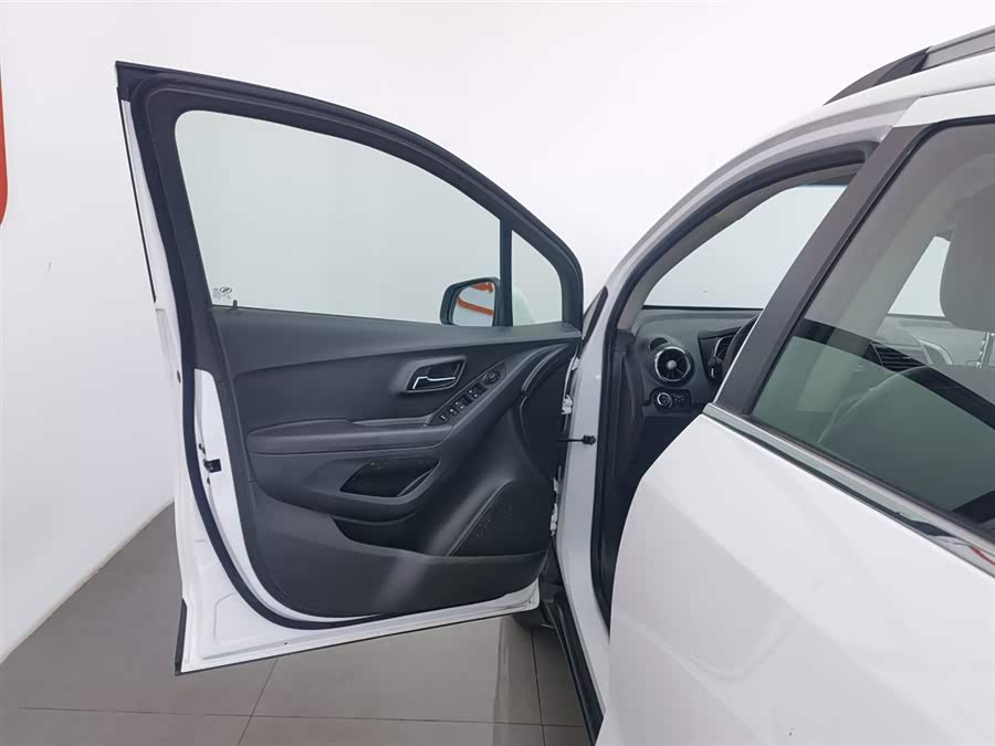 雪佛兰 创酷 2015 汽车图片 #9