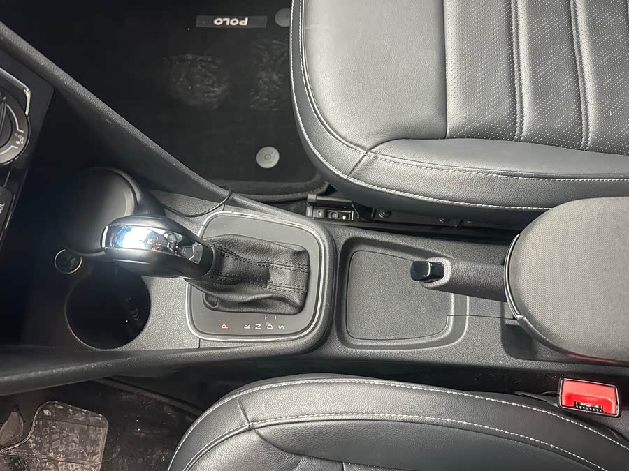 Volkswagen Polo 2016 #9 Volkswagen Polo 2016 car image #9