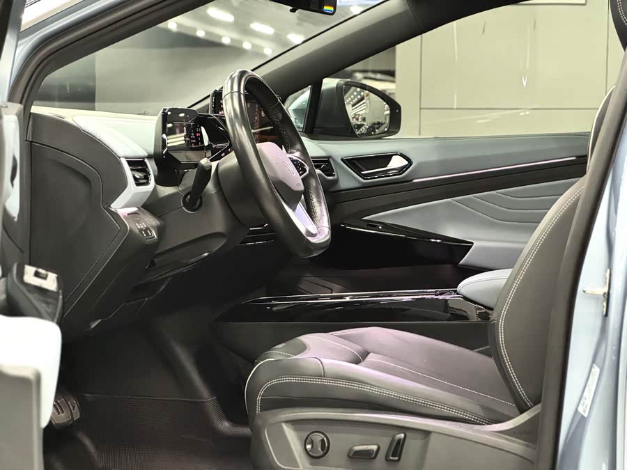 Volkswagen ID.4 X 2023 car image #9