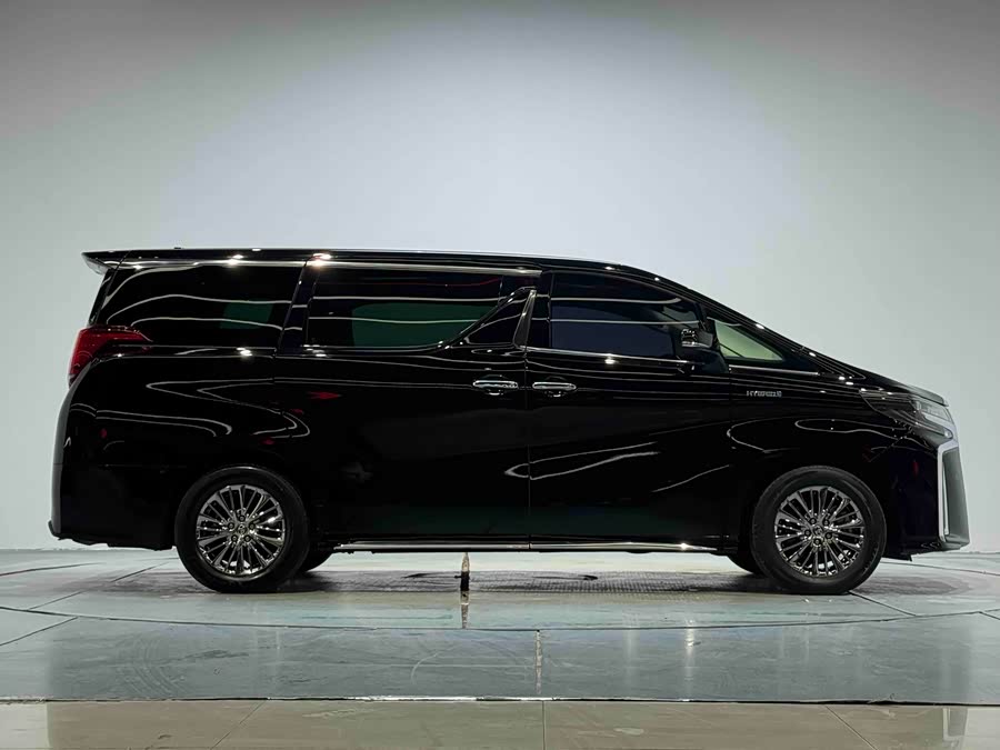 Toyota Alphard 2021 immagine di auto #9