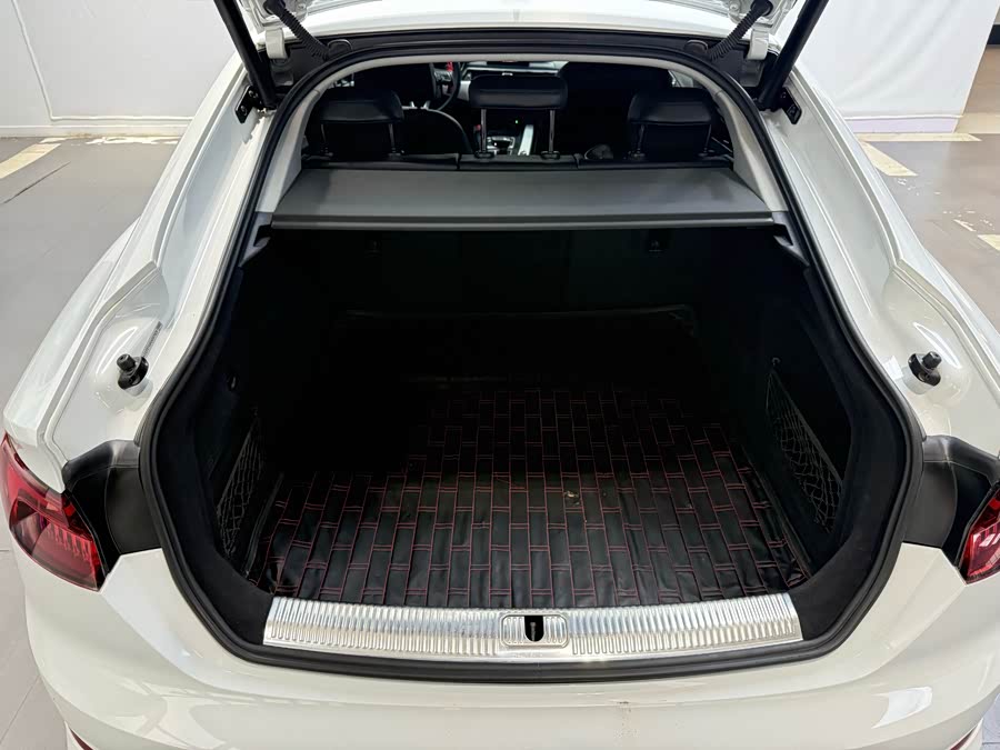 Audi A5 (Imported) 2019 #9 Audi A5 (Imported) 2019 изображение автомобиля #9