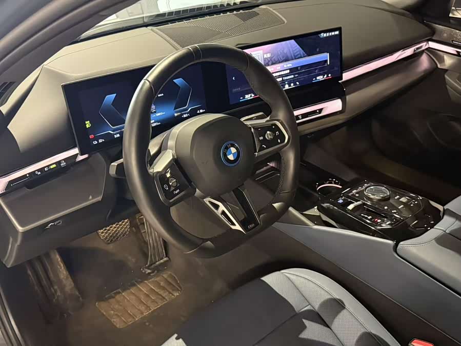 BMW i5 2024 #9 BMW i5 2024 car image #9