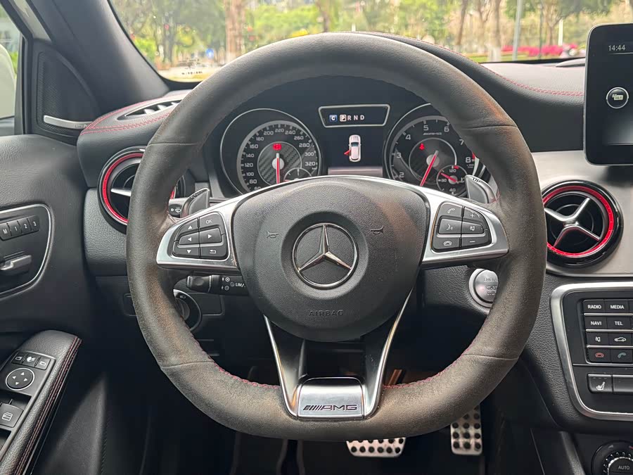 Mercedes-Benz GLA AMG 2016 #9 Mercedes-Benz GLA AMG 2016 car image #9