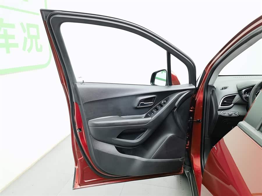 Chevrolet Tracker 2019 car image #9