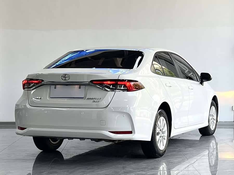 Toyota Corolla 2023 car image #9