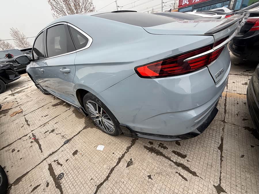 GEELY Preface 2022 car image #9