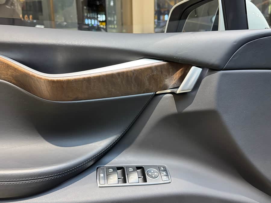 特斯拉 Model X 2017 汽车图片 #9