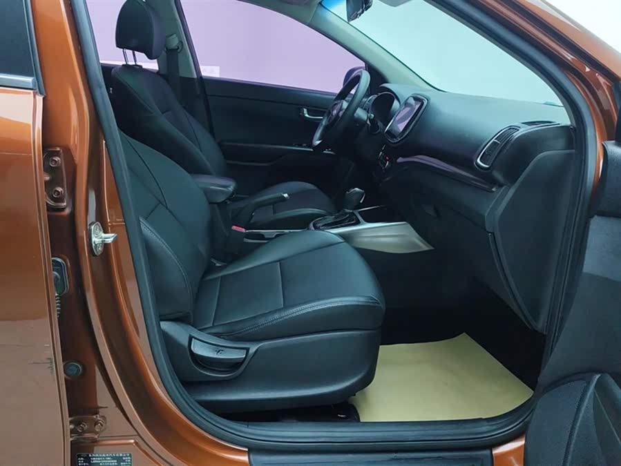 Kia Stonic 2016 imagen de coche #9