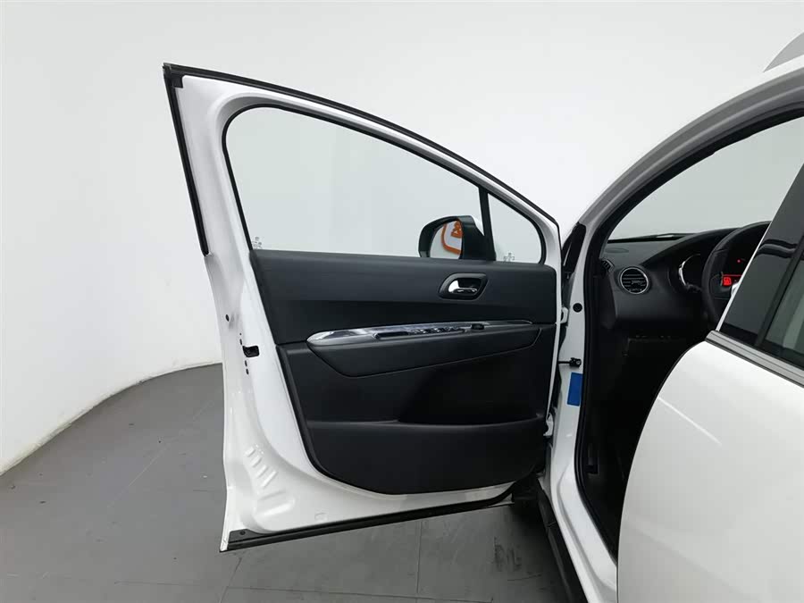 Peugeot 3008 2015 car image #9