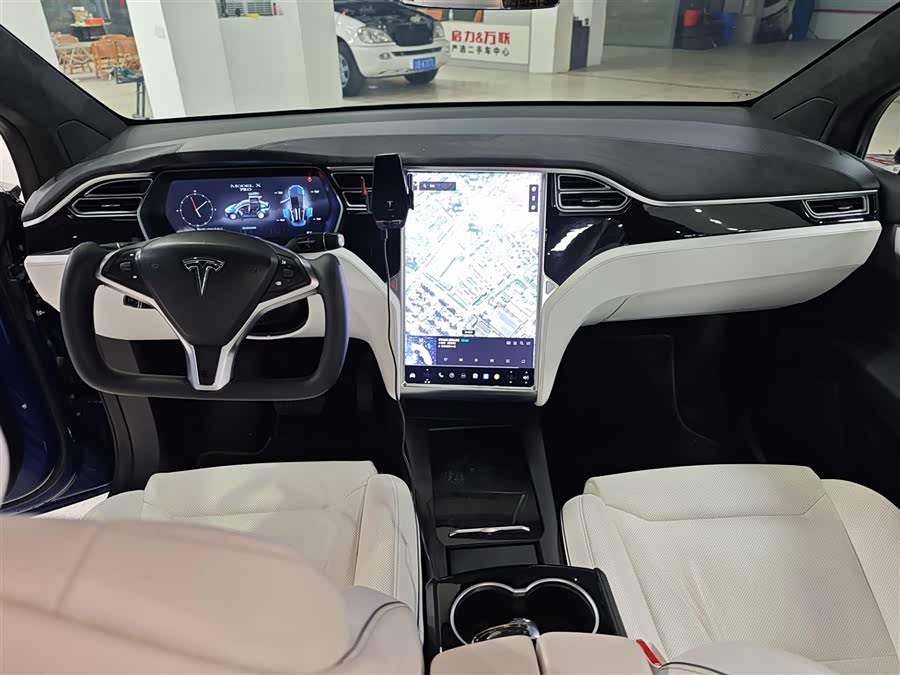 特斯拉 Model X 2017 汽车图片 #9