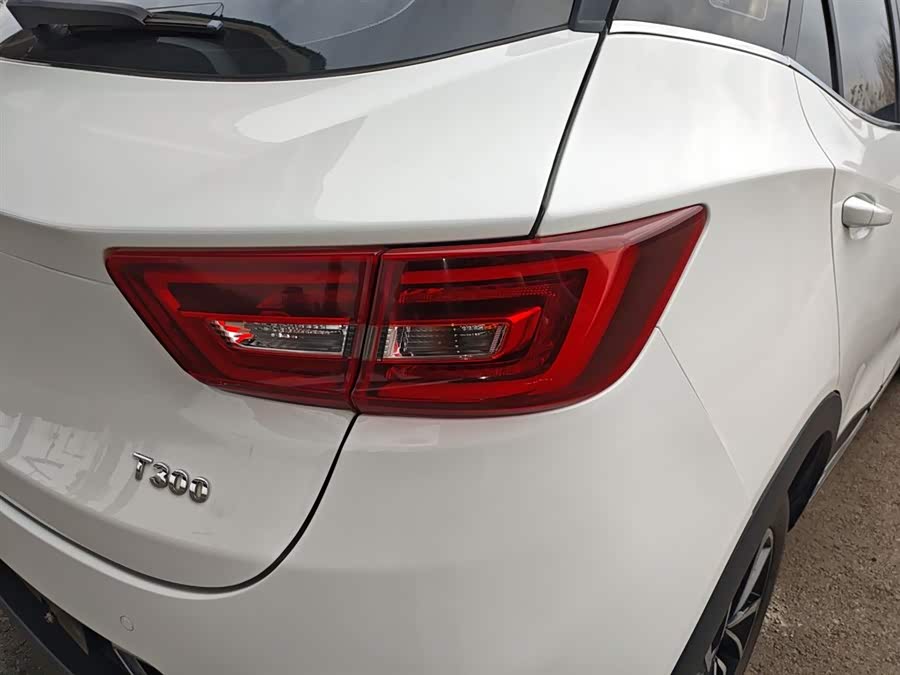 众泰 众泰T300 2019 汽车图片 #9