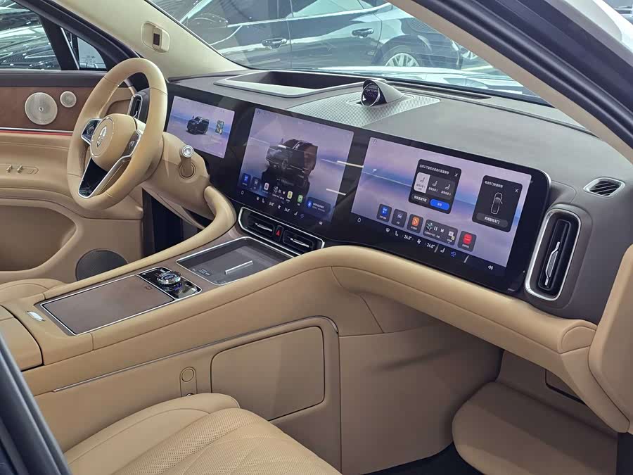 2024 car image #9