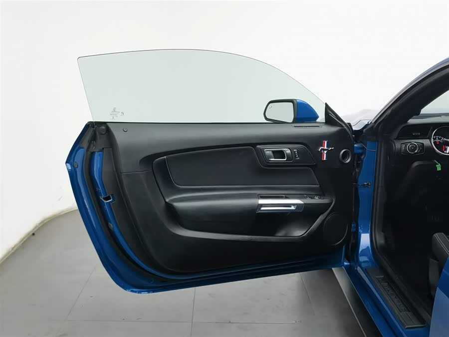 Ford Mustang 2023 immagine di auto #9