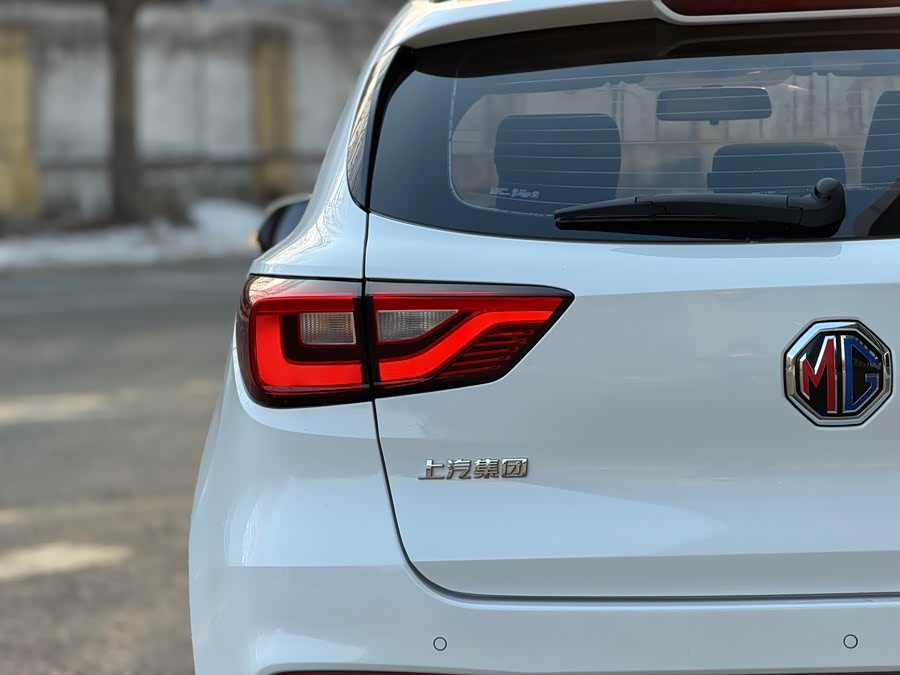 MG ZS 2019 car image #9