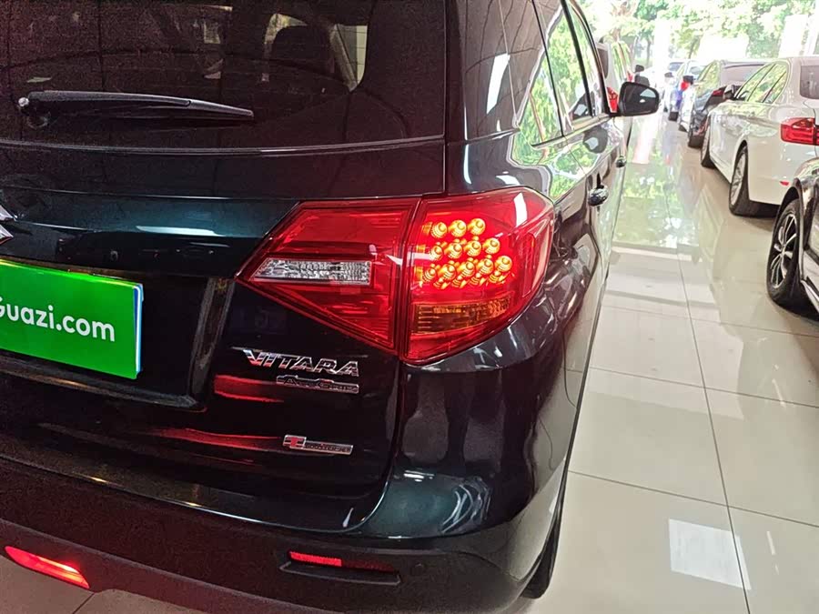 Suzuki Vitara 2018 #9 Suzuki Vitara 2018 car image #9