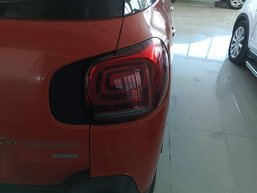 Citroen C4 AIRCROSS 2019 car image #9