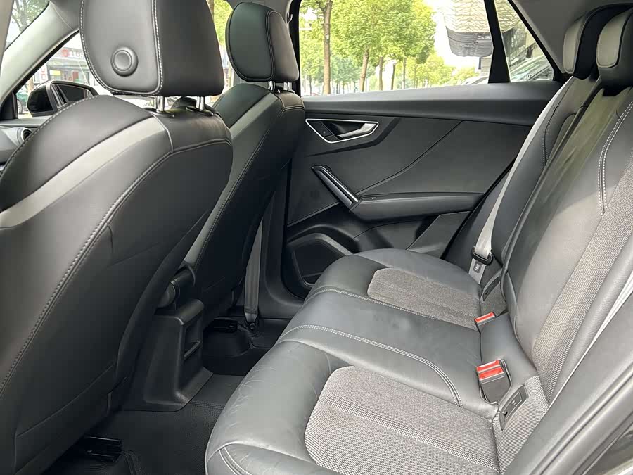 Audi Q2L 2020 #9 Audi Q2L 2020 immagine di auto #9