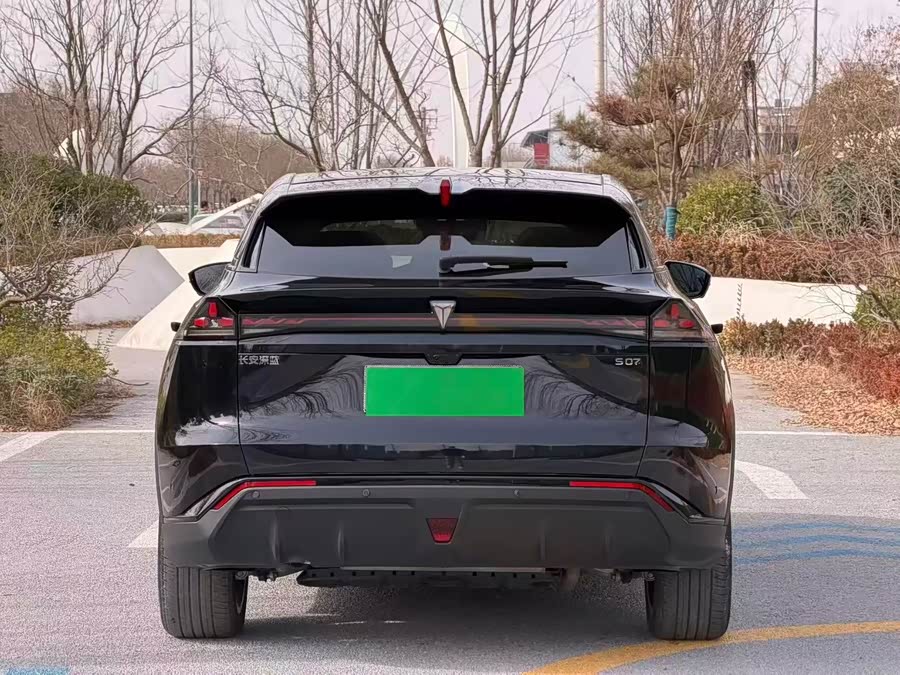 Deepal S07 2025 car image #9