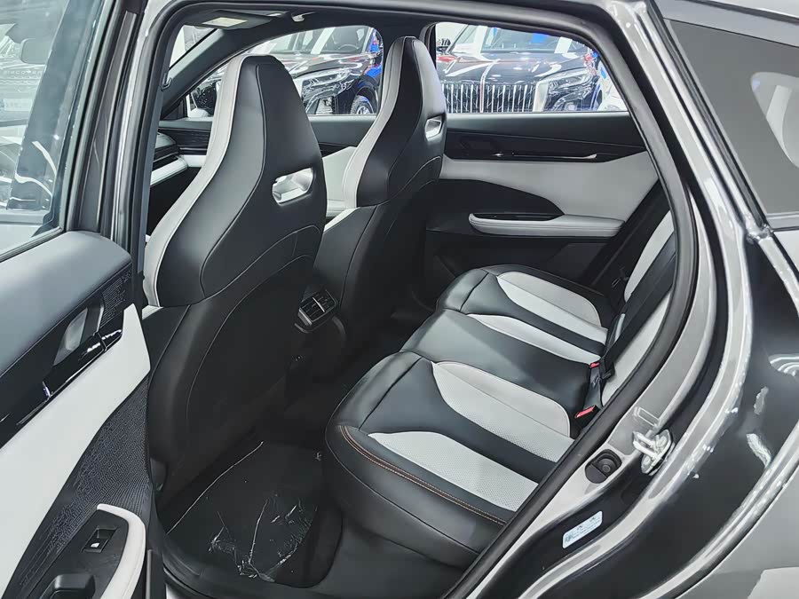 Changan UNI-V iDD 2025 #9 Changan UNI-V iDD 2025 car image #9