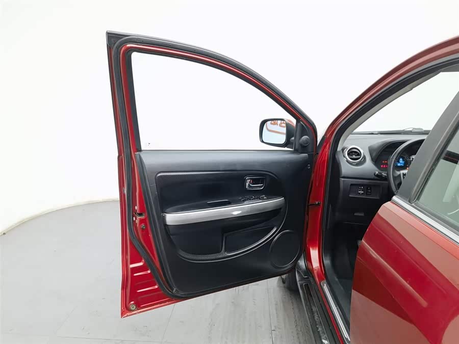 Great Wall M4 2014 صورة سيارة #9