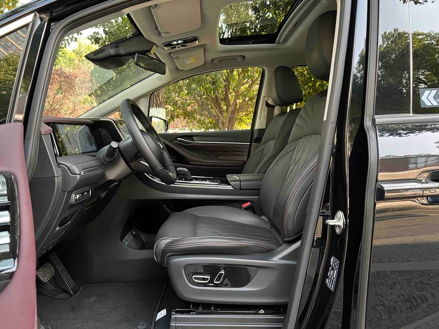 GAC Trumpchi M8 2024 car image #9