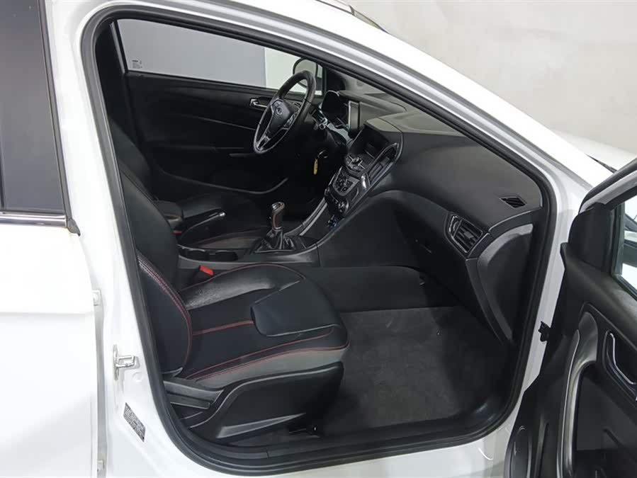 Chery 2018 car image #9