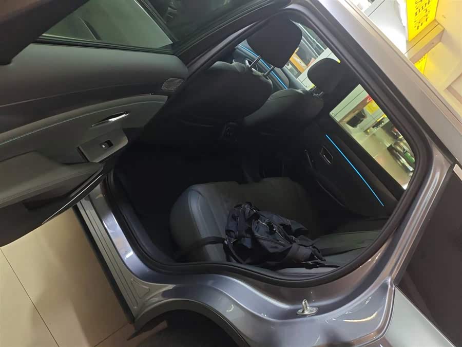 BYD SongL DM-i 2025 car image #9
