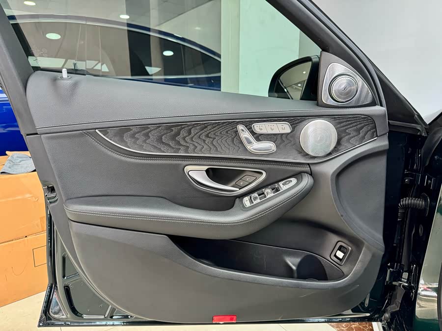 Mercedes-Benz C Class 2019 #9 Mercedes-Benz C Class 2019 car image #9