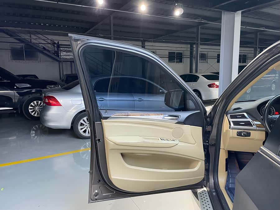 BMW X5 (Imported) 2013 car image #9