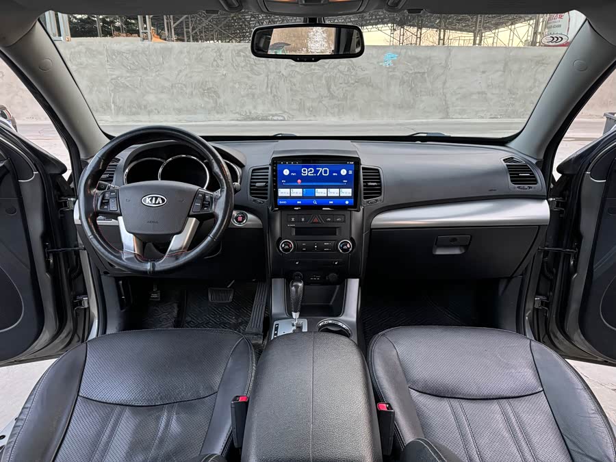 起亚 索兰托 2012 汽车图片 #9