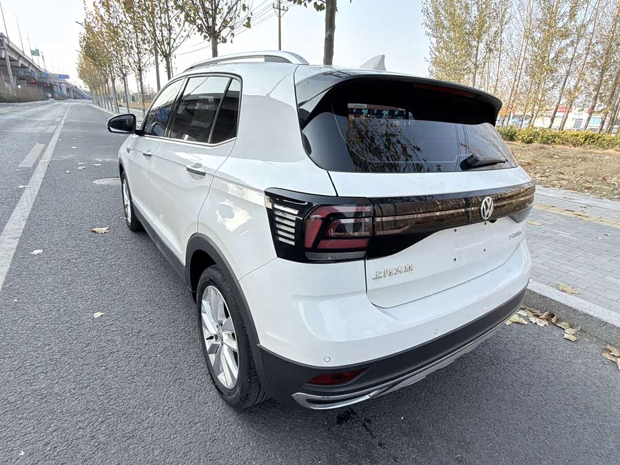 Volkswagen T-Cross 2020 #9 Volkswagen T-Cross 2020 car image #9