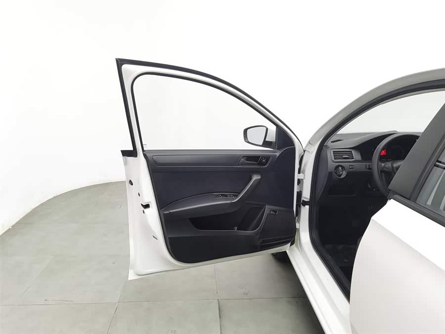 Volkswagen Santana 2020 immagine di auto #9